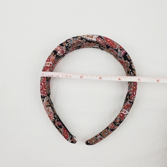 Non-Slip fabric knotted paisley pattern headban - Picture 8 of 10